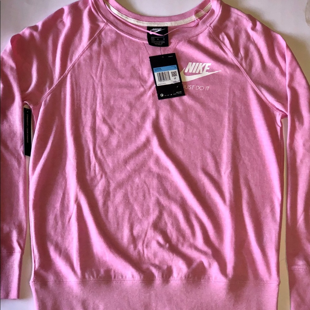 Nike Women’s Long Sleeve Tee